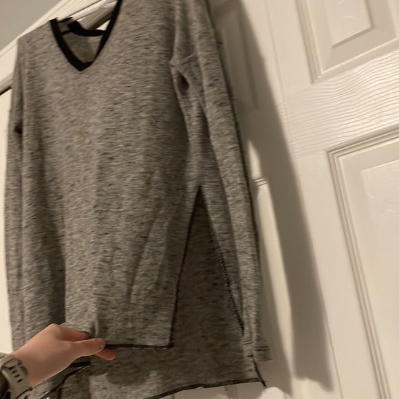 Grey Wilfred v-neck long sleeve with slits up the sides - Picture 3 of 3